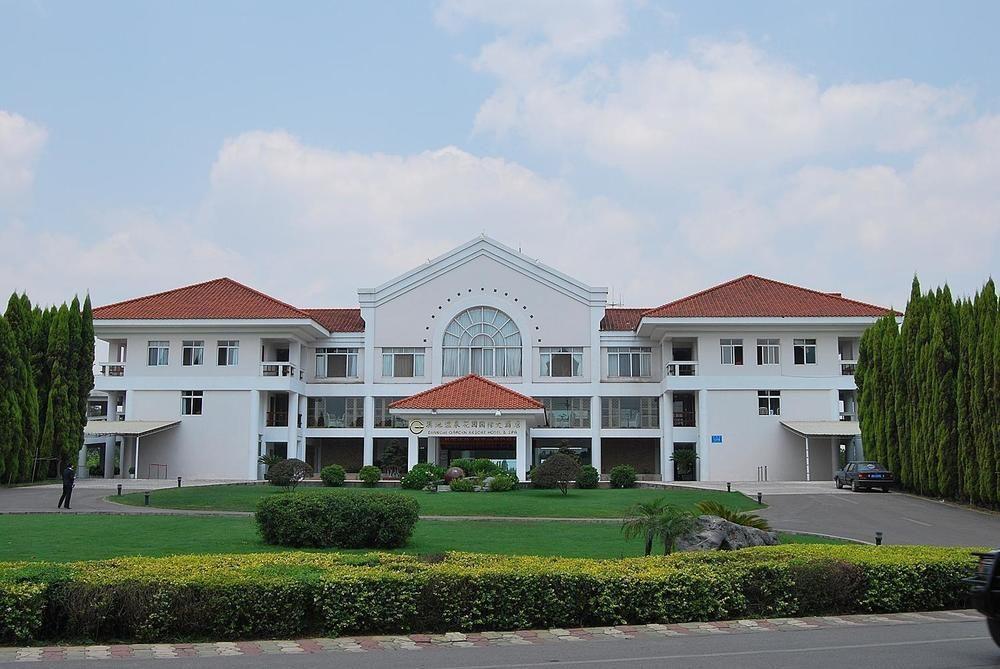 Yunnan Dianchi Garden Resort Hotel & Spa 昆明 外观 照片
